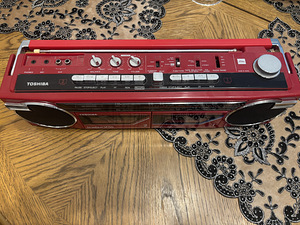 Boombox Toshiba (2 foto / 2)
