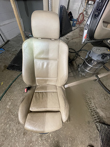 Teie auto professionaalne detailing (5 foto / 6)