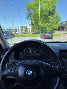 BMW X5 (9 foto / 9)