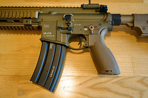 VFC/Umarex HK416 A5 RAL8000 AEG Airsoft Relv UUS+Aku+2700BB (5 foto / 10)
