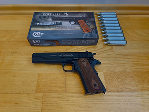 НОВЫЙ пневматический пистолет UMAREX Colt 1911 Classic 4,5 м (1 фото из 9)