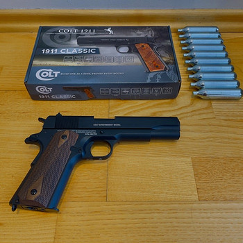 НОВЫЙ пневматический пистолет UMAREX Colt 1911 Classic 4,5 м