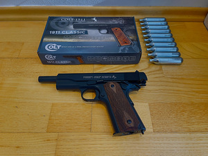 НОВЫЙ пневматический пистолет UMAREX Colt 1911 Classic 4,5 м (3 фото из 9)