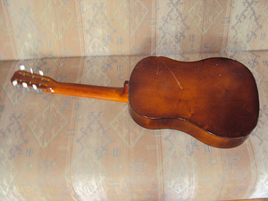 Kitarr (2 foto / 3)