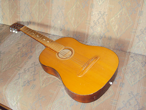Kitarr (3 foto / 3)