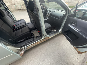 Mazda 5 (8 фото из 15)