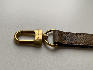 Louis Vuitton õlakott (5 foto / 9)