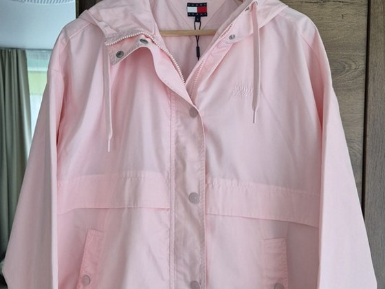 Новая ветровка Tommy Hilfiger (S)