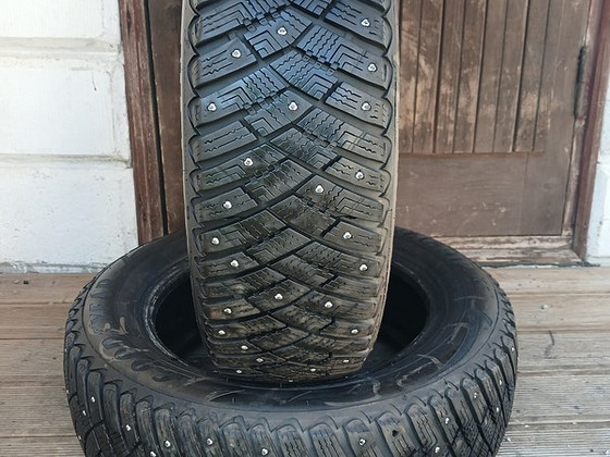 185/65/15 Goodyear UltraGrip Ice Artic