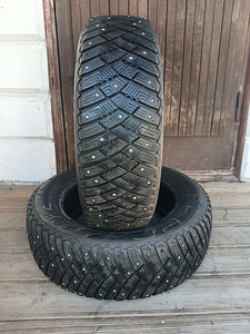 185/65/15 Goodyear UltraGrip Ice Artic (1 foto / 3)
