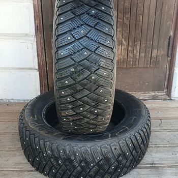 185/65/15 Goodyear UltraGrip Ice Artic
