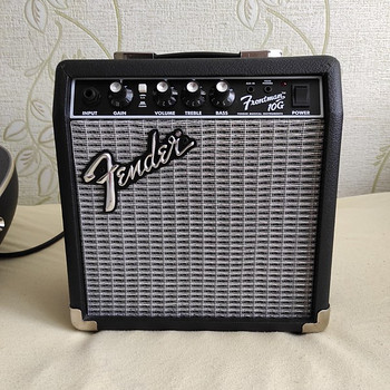 Комбоусилитель Fender