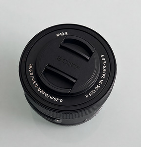 Sony E PZ 16-50mm f/3.5-5.6 OSS II (2 foto / 2)
