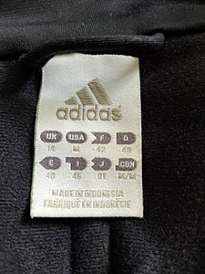 Спортивная одежда ADIDAS (7 фото из 8)