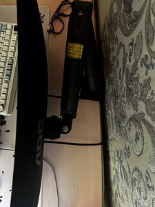 AOC monitor (2 foto / 3)