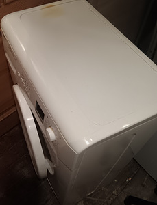 Стиральная машинка Beko (2 фото из 3)