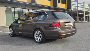 Volkswagen Golf (3 фото из 15)