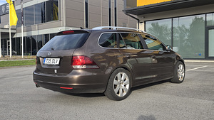 Volkswagen Golf (4 фото из 15)