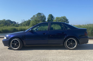 AUDI A4 B5 ~105 кВт (6 фото из 14)