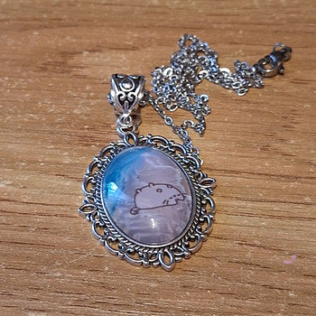 Pusheen on the beach necklace