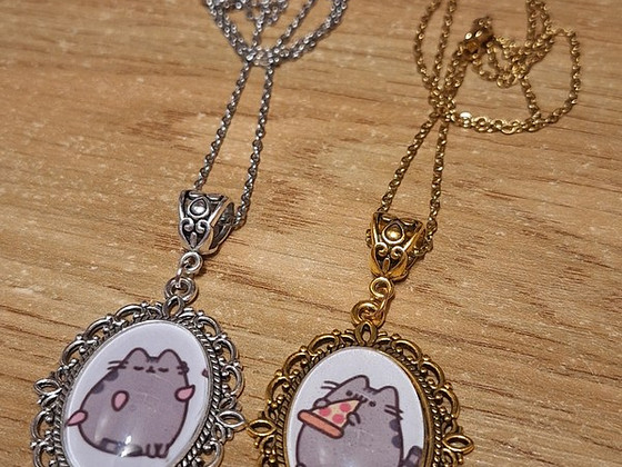 Парные золотая и серебряная подвески-ожерелья Pusheen