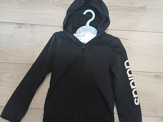 Adidas dressipusa poisile 116