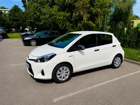 Toyota Yaris Hybrid
