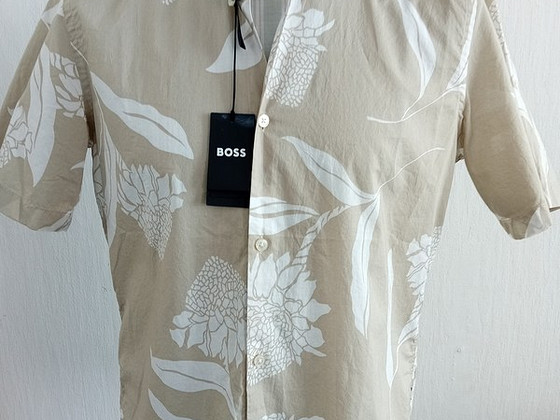 Hugo Boss triiksärk