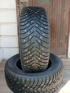225/60/18 Nokian Hakkapeliitta 8 SUV (1 foto / 3)