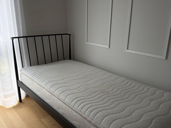 Односпальная кровать с металлическим каркасом + матрас Sleepwell