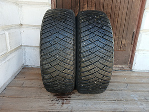 205/60/16 Goodyear UltraGrip Ice Artic (2 foto / 3)