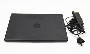 HP Laptop 15-fc0xxx (3 foto / 3)