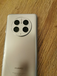Huawei mate 50 pro 256 GB (2 foto / 3)