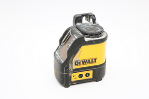 Dewalt DW088 (2 фото из 2)