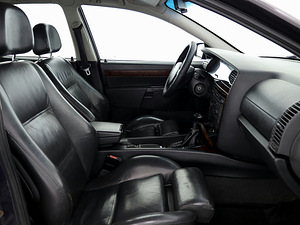 Opel Omega Sport Edition 3.0 155kW (6 foto / 8)