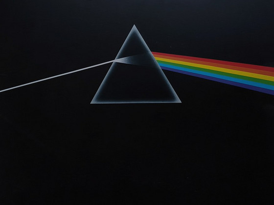 Pink Floyd - The Dark Side Of The Moon.