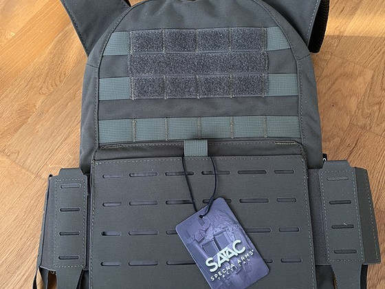Airsofti plaadikandja/vest specna arms