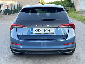 SKODA SCALA (8 foto / 10)