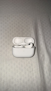 Airpods pro 2 (3 фото из 5)