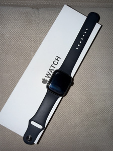 Apple Watch SE 2 gen (1 фото из 1)