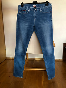 Джинсы Tommy Hilfiger (1 фото из 5)