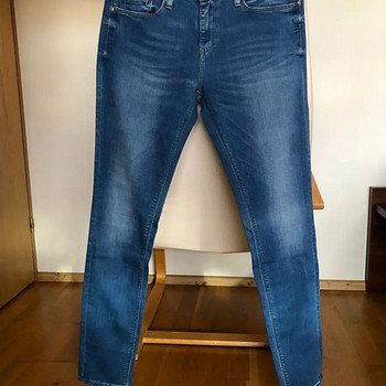 Джинсы Tommy Hilfiger