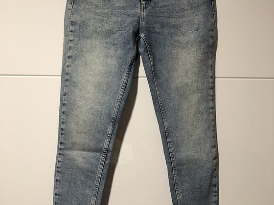 Uued teksad Superdry