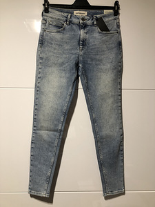 Новые джинсы Superdry (1 фото из 4)