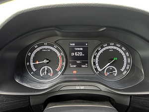 Skoda Kodiaq 1.5TSI ACT 110kw 4x4 DSG Ambition 7-seats (9 foto / 15)