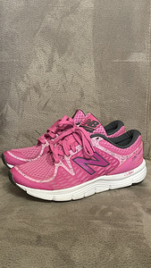 Кроссовки New Balance 39 (2 фото из 7)
