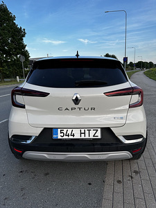 Renault Captur E-TECH PLUG-IN HYBRID 1.6 68кВт (4 фото из 10)