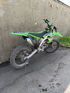 Kawasaki kx250f (6 фото из 9)