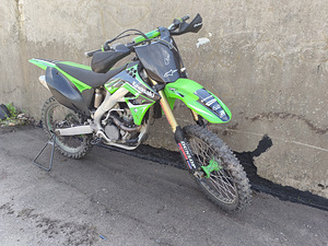 Kawasaki kx250f (7 фото из 9)