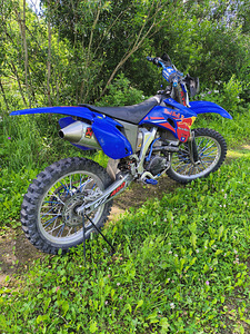 Yamaha yz450f (1 foto / 8)
